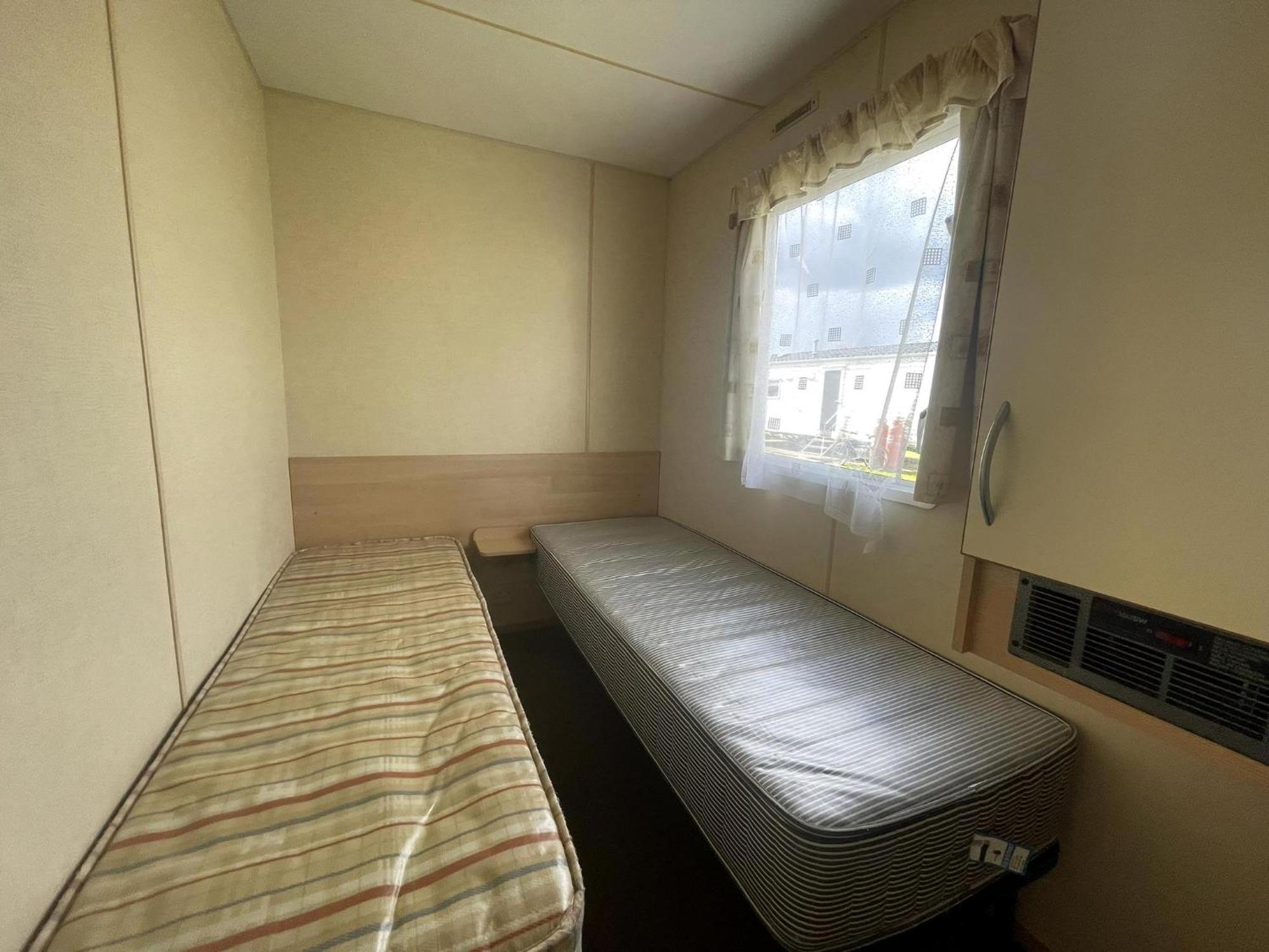 Lovely 8 Berth Caravan At St Osyth Beach Holiday Park Ref 28101G 滨海克拉克顿 外观 照片